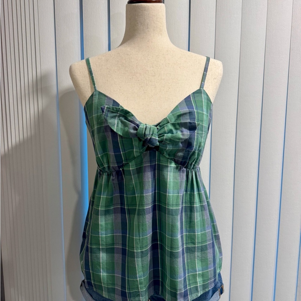Elegant Green Plaid Camisole with Bow Detail